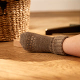 Rutschfeste Grip-Socken - Alpaka - Walnuss 
